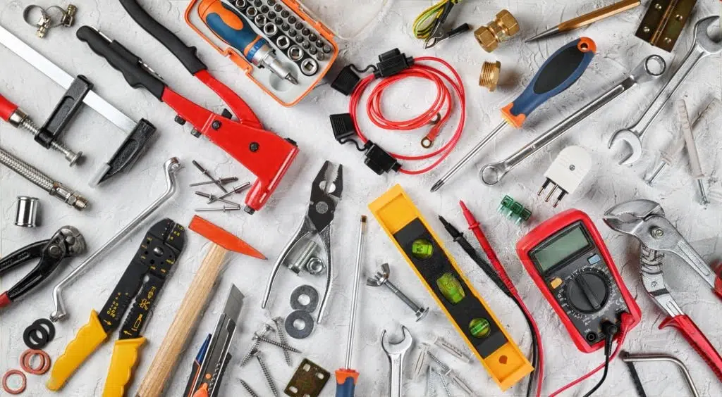 Outillage pour petits travaux et maintenance
